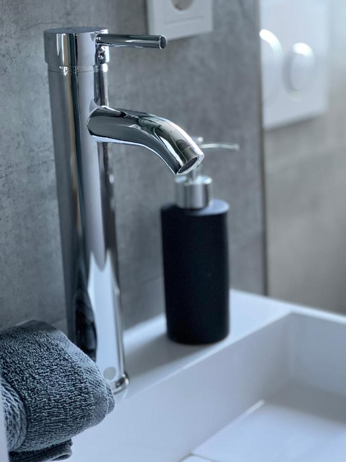 Modernes, Mediales Apartment, Naehe Der Neuen Leipziger Messe, Bis Vier Personen Luaran gambar
